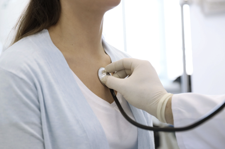 Rozmówki w szpitalu podczas wakacji we Włoszech + słowniczek